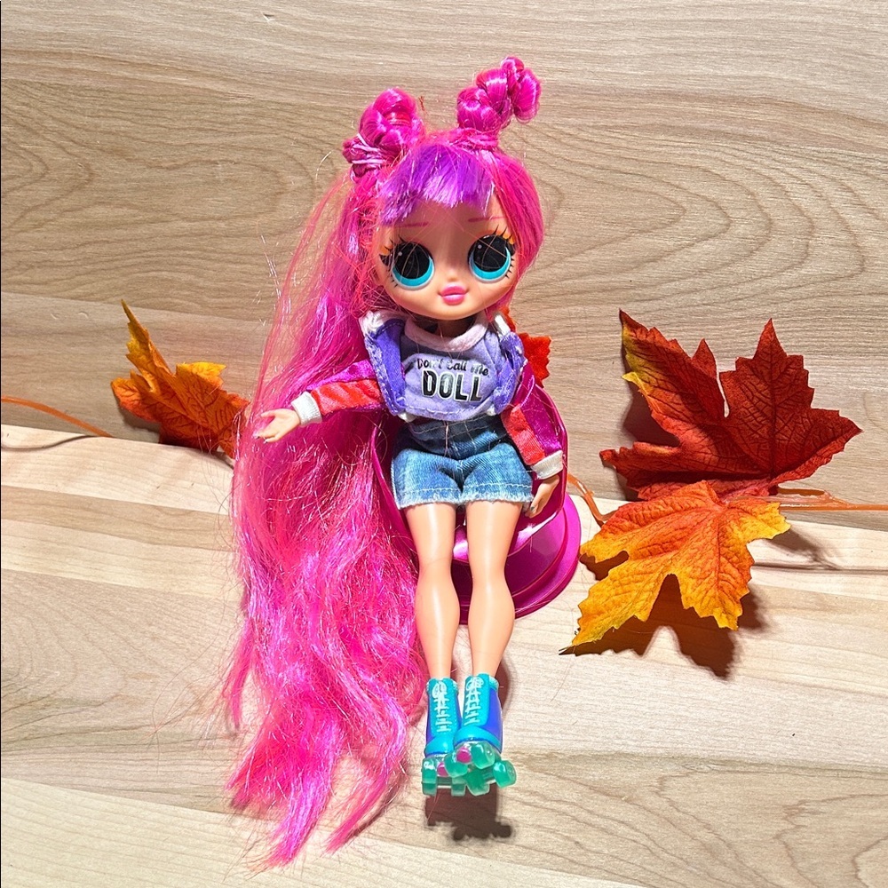 2019 LOL Surprise OMG Roller Chick fashion doll
